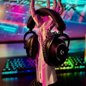 cyberpunk-holder